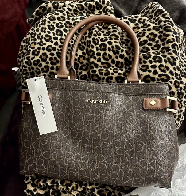 Calvin klein susan signature 2025 satchel